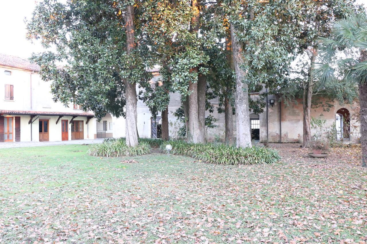 Le Magnolie Agriturismo Verolanuova Esterno foto